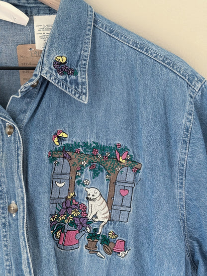 Vintage Cat Embroidered Button Up