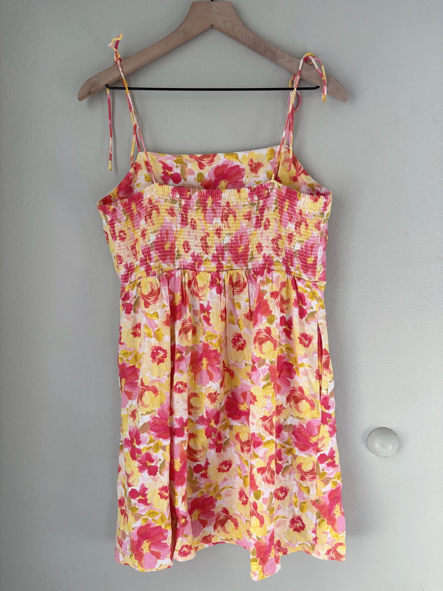 Old Navy Floral Knee Length Dress